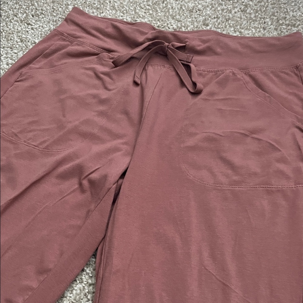 Rust Pink Drawstring Lounge Capris - Picture 2 of 6